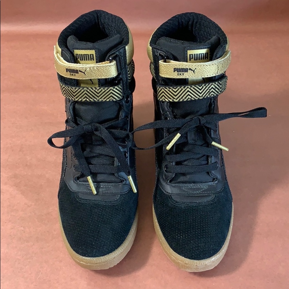 Puma high top wedge sneakers, Women’s size 9